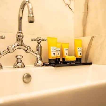 Апартаменты Wellness Con Jacuzzi Per 2 Persone *